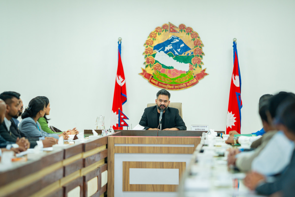 प्रधानमन्त्री समक्ष सांसद झाले भने–रेडक्रसका नाममा भइरहेको भ्रष्टाचार नियन्त्रण गर्न दलीय आधारमा गठन भएका सबै समितिहरू विघटन गरौँ