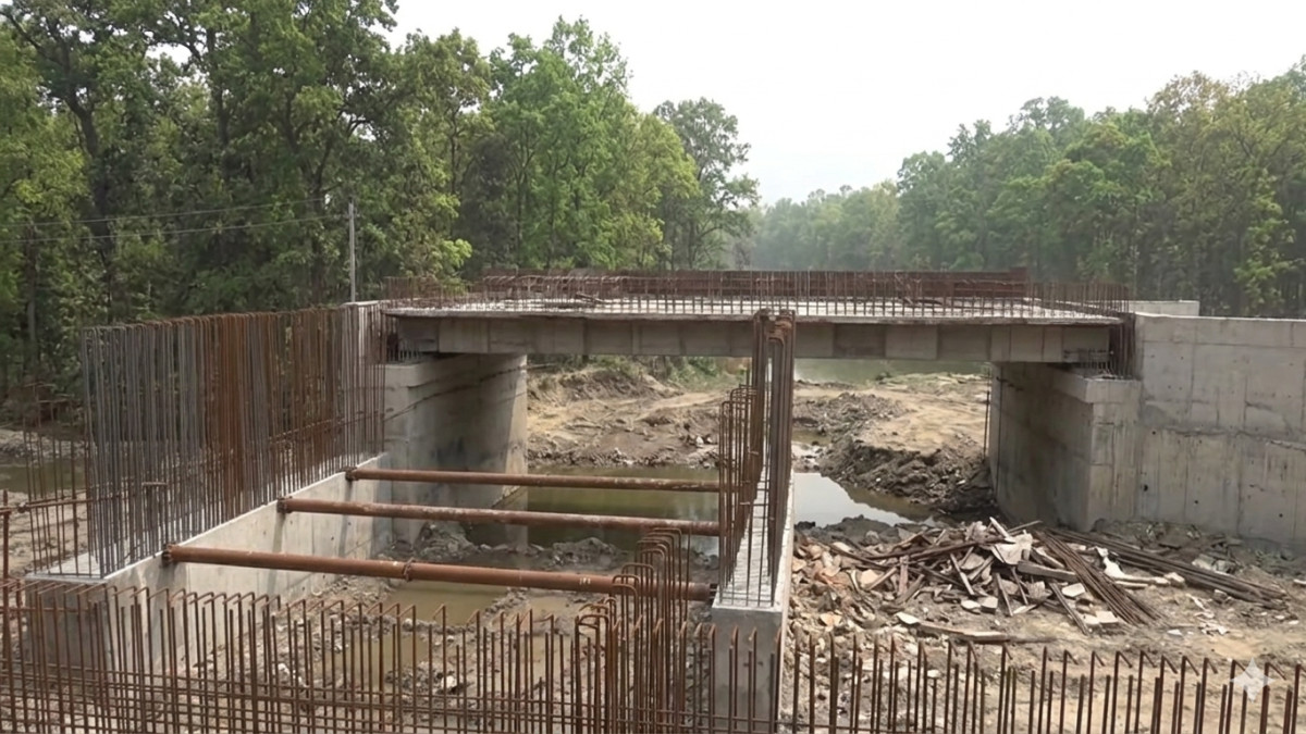 काँकडभिट्टा–लौकही सडकमा नेपालकै ठूलो एनिमल पास बन्दै