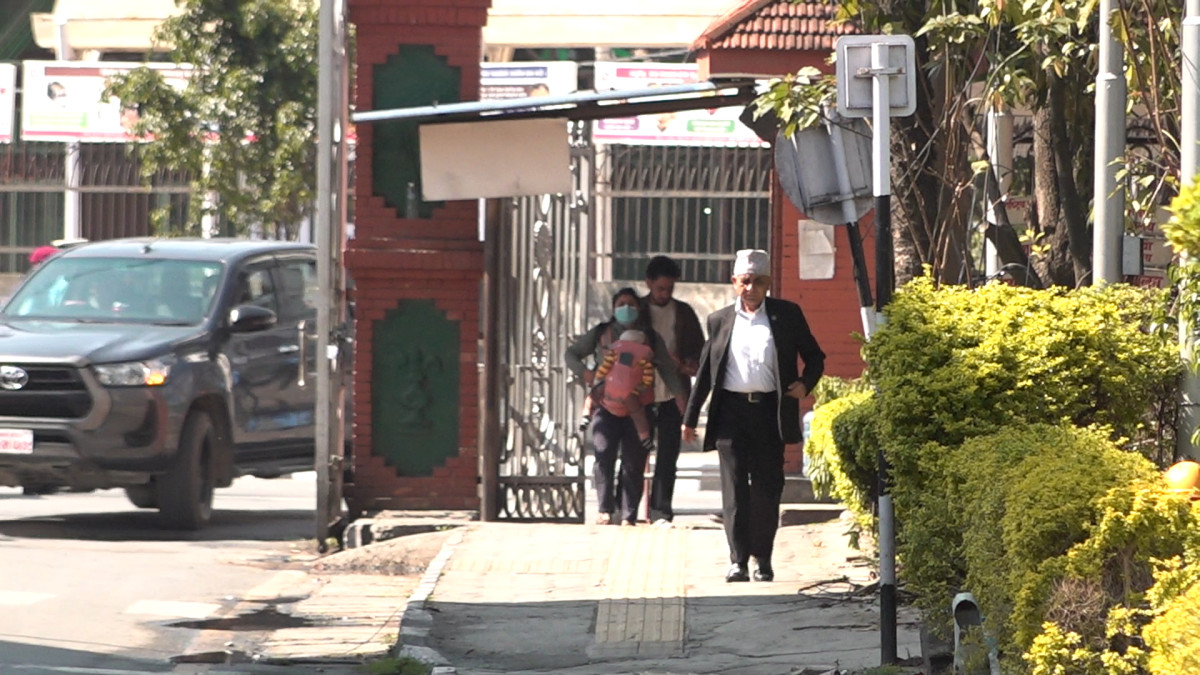 सरकारी कर्मचारी तथा उच्चपदस्थ अधिकारीहरुलाई दिँदै आएको इन्धन सुविधमा भारी कटौती