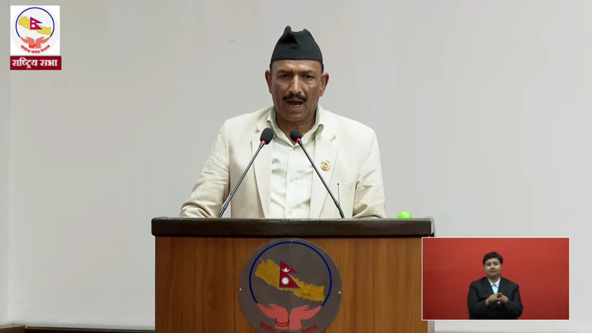 सरकारको कार्यशैली दम्भपूर्ण भएको सांसद भट्टको आरोप