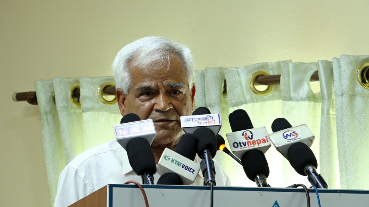 मुलुकमा समस्याको समाधान होइन, शिथिलीकरण मात्र भयोः प्रा. कृष्ण खनाल