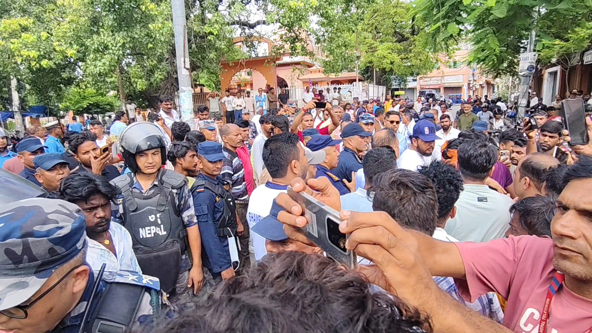 सद्भाव र्‍याली लगत्तै सुनसरी र सिरहा घटनाका दोषीलाई कारबाहीको माग गर्दै जनकपुरधाममा प्रदर्शन